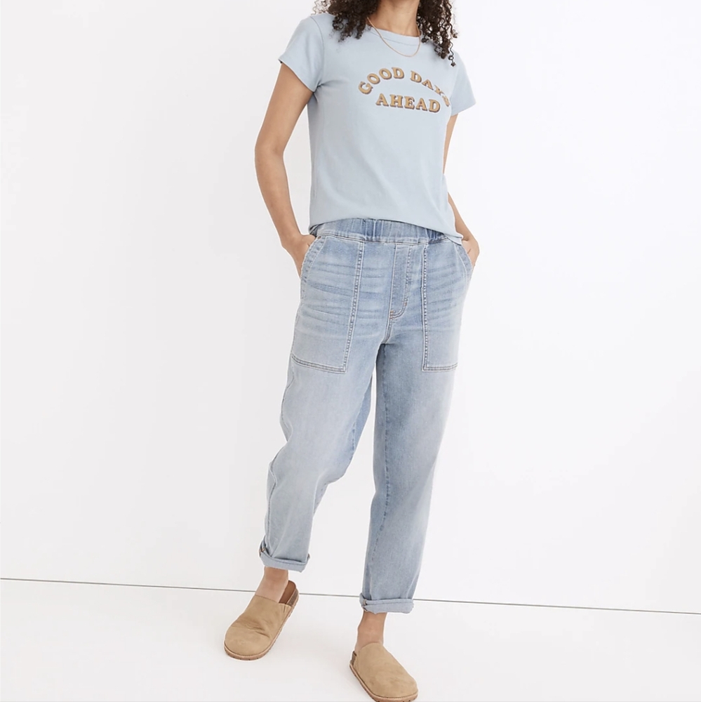 Madewell Pull-On Relaxed Jeans in Lisford Wash